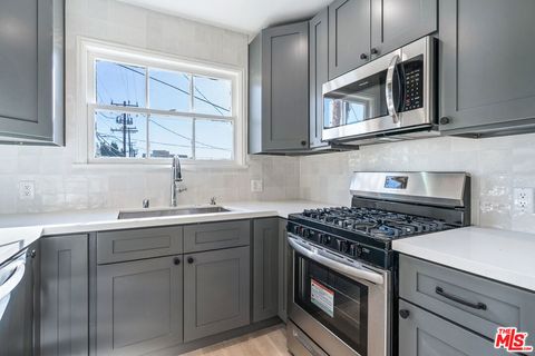 Photo of 9216 Alden Drive #10, Beverly Hills, CA 90210 (MLS # 26658821)