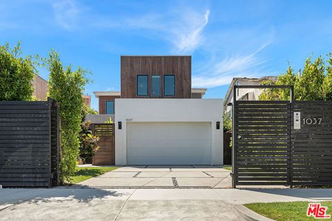 Photo of 1037 Palms Boulevard, Venice, CA 90291 (MLS # 26728141)