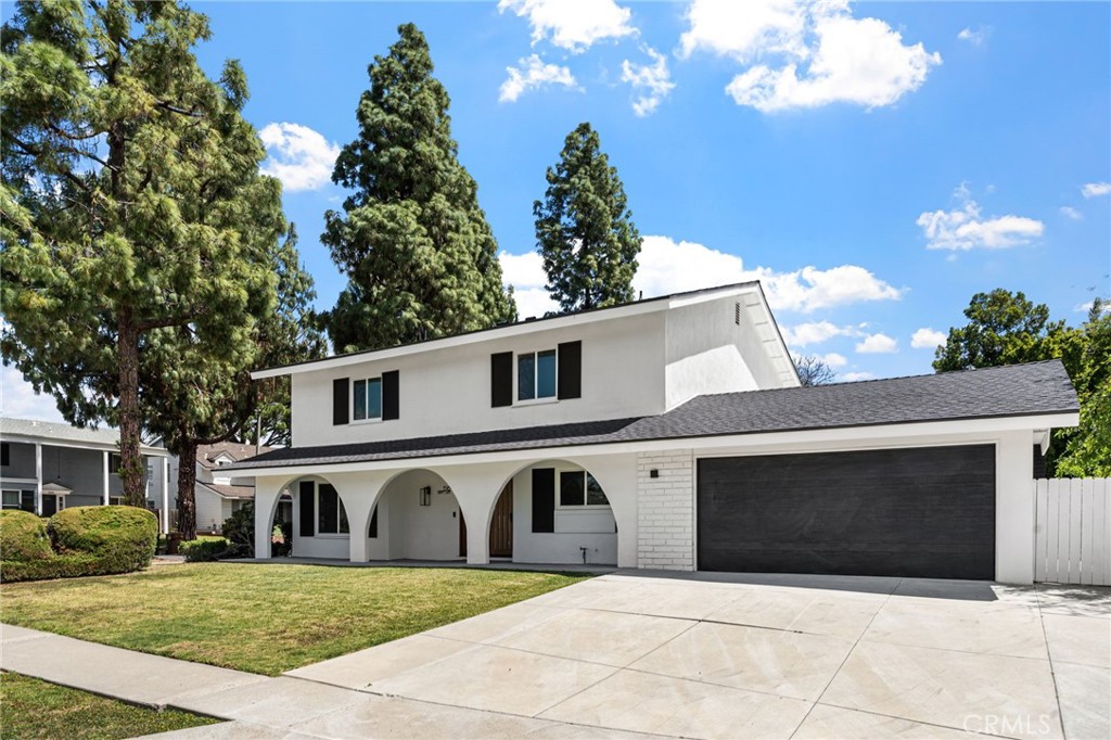 1516 Sunset Lane