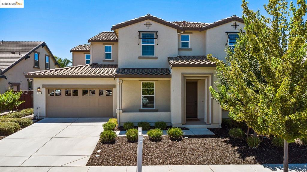 566 Mandevilla Dr