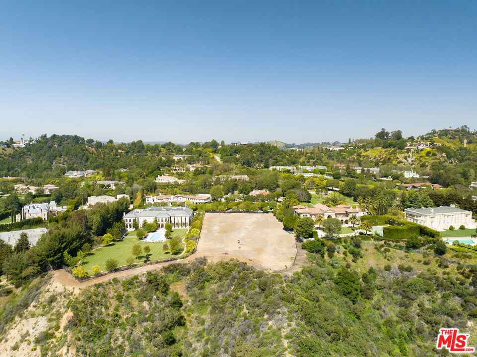 45 Beverly Park Circle