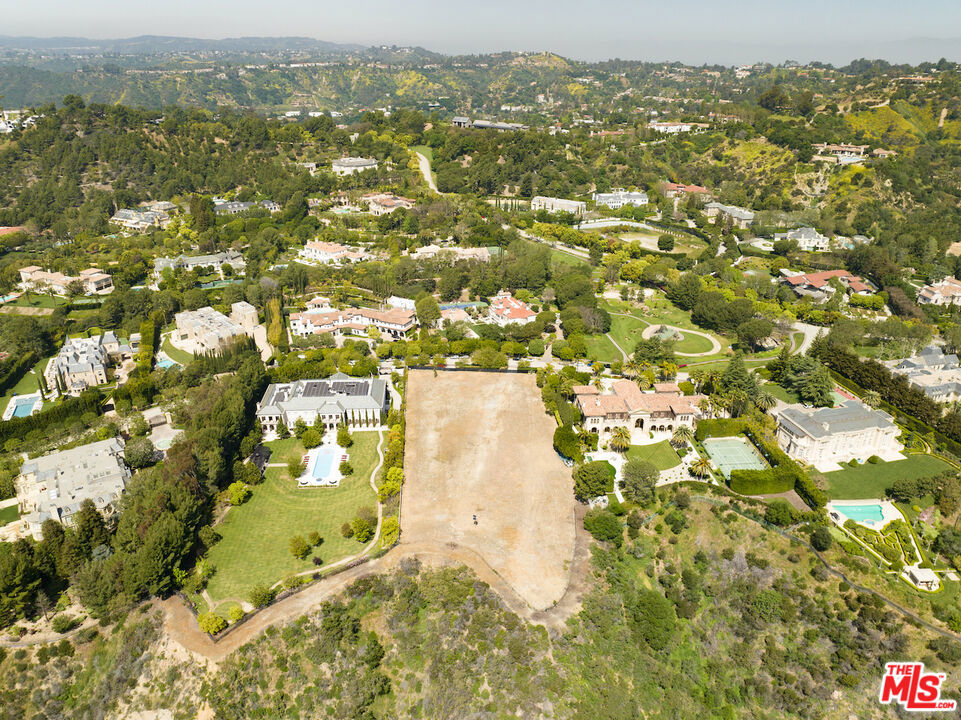 45 Beverly Park Circle