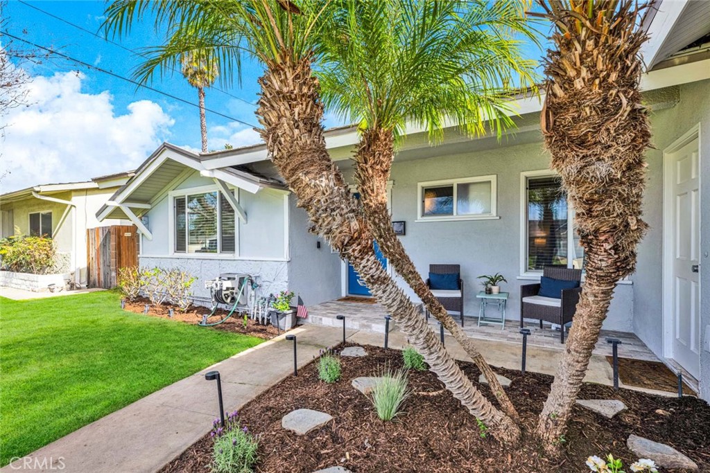 677 N Clinton Street