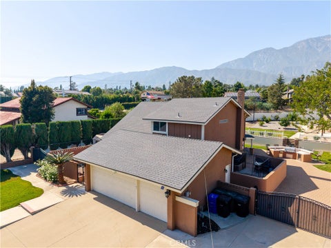 Photo of 8344 Banyan ST, Rancho Cucamonga, CA 91701 (MLS # CV26194319)