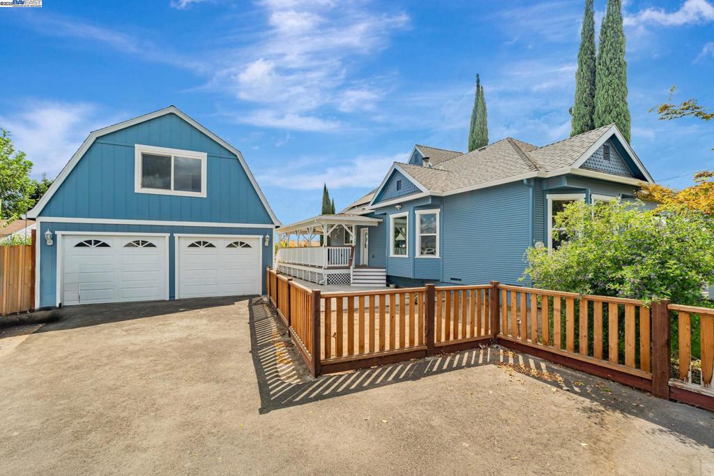 MANTECA - Residential