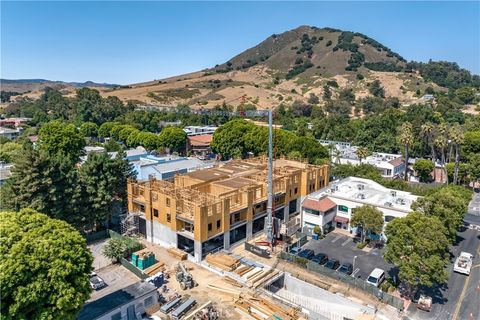 Tiny photo for 581 100 Higuera Street, San Luis Obispo, CA 93401 (MLS # SC25120955)