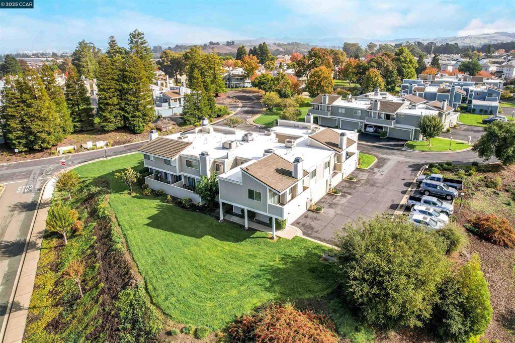 OLYMPIAN HILLS - Residential