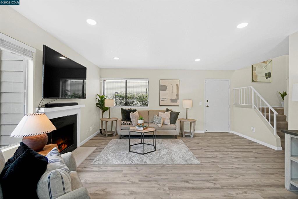 OLYMPIAN HILLS - Residential