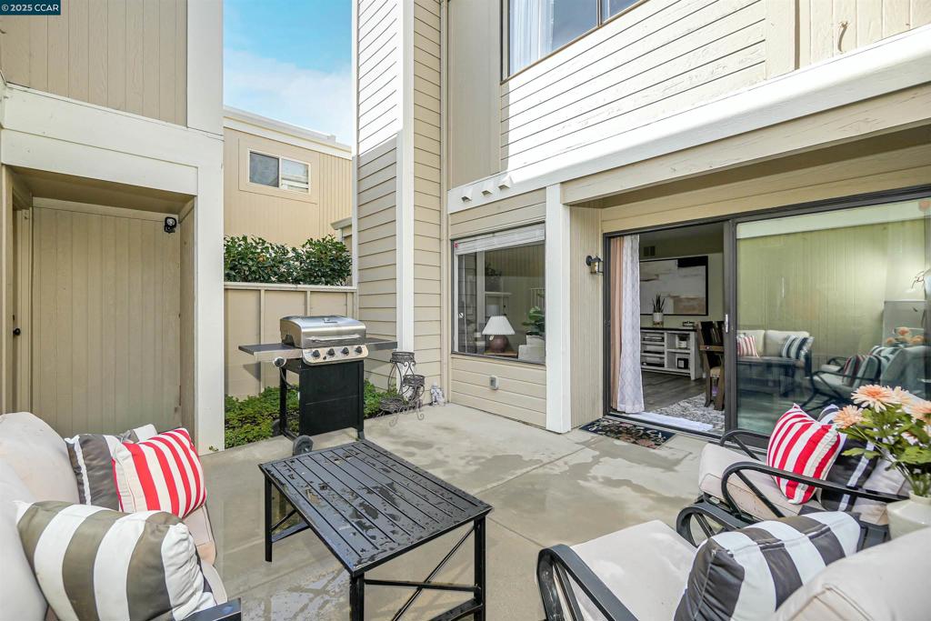 OLYMPIAN HILLS - Residential