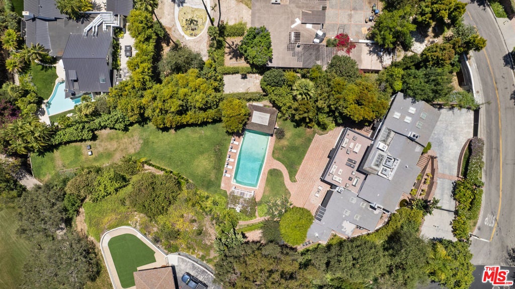 Photo of 10981 Bellagio Road, Los Angeles, CA 90077 (MLS # 26857655)
