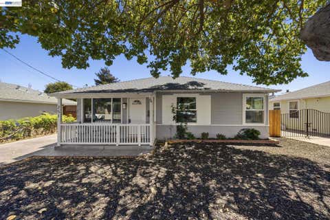 Photo of 251 Aviador Ave, Millbrae, CA 94030 (MLS # 41143132)