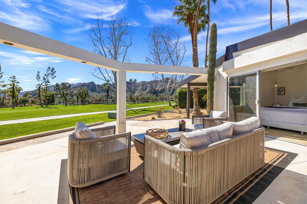 Thunderbird C.C. - Residential