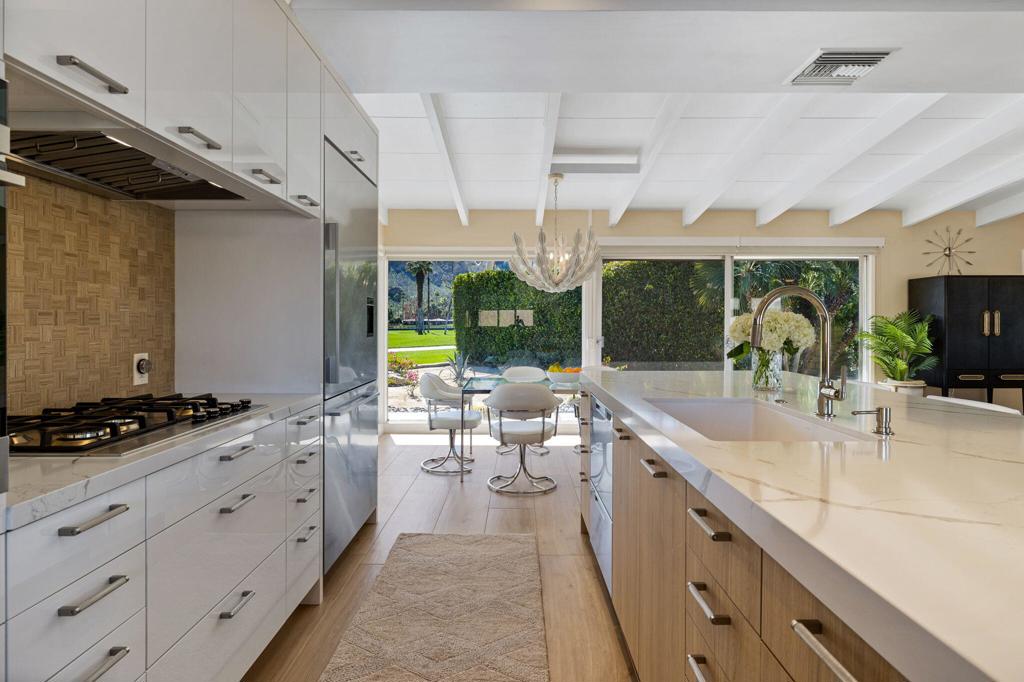 Thunderbird C.C. - Residential