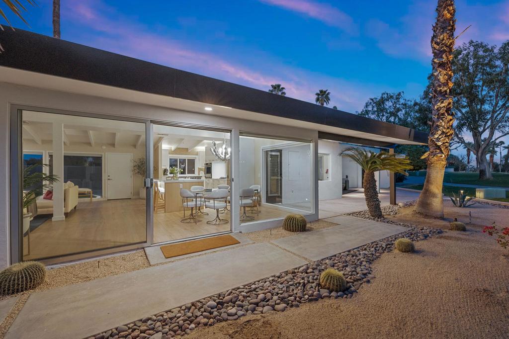 Thunderbird C.C. - Residential