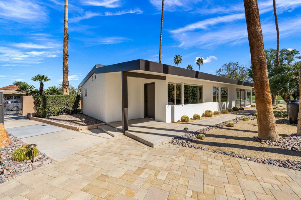 Thunderbird C.C. - Residential