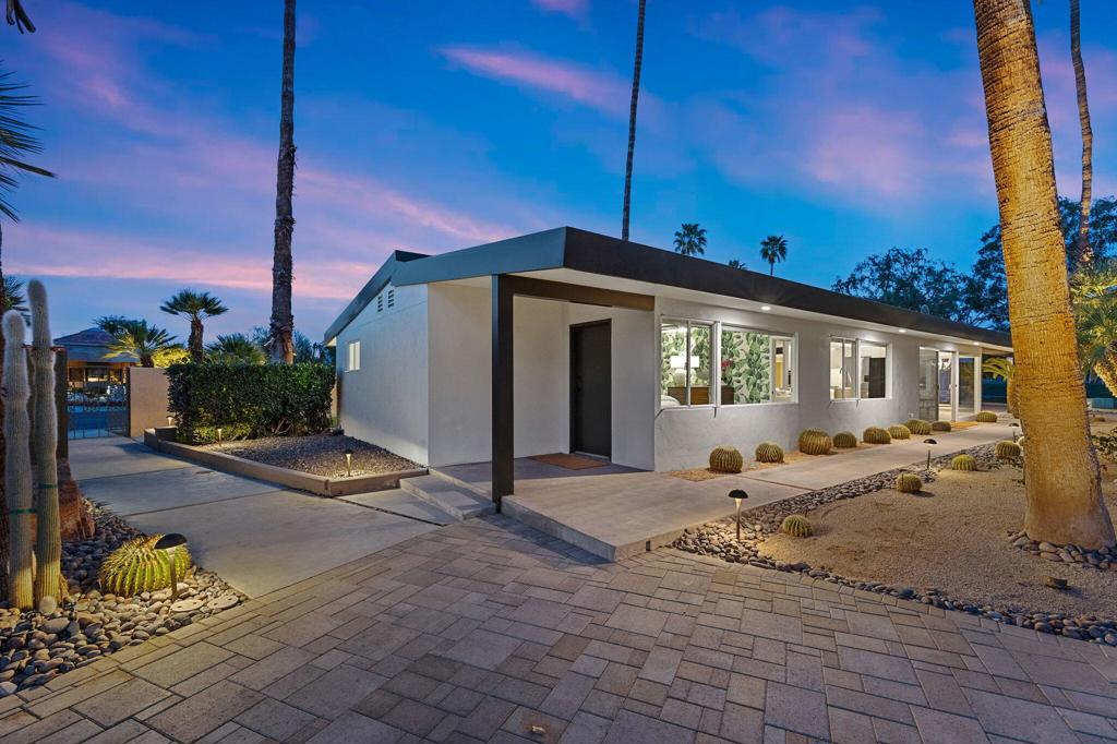 Thunderbird C.C. - Residential