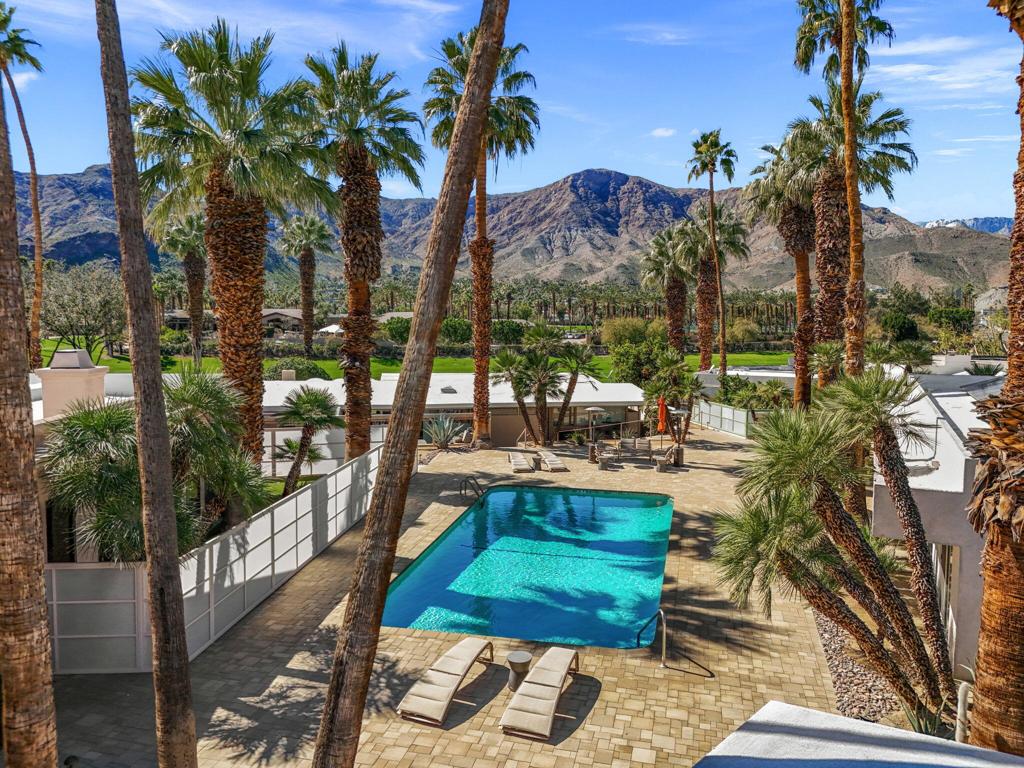 Thunderbird C.C. - Residential