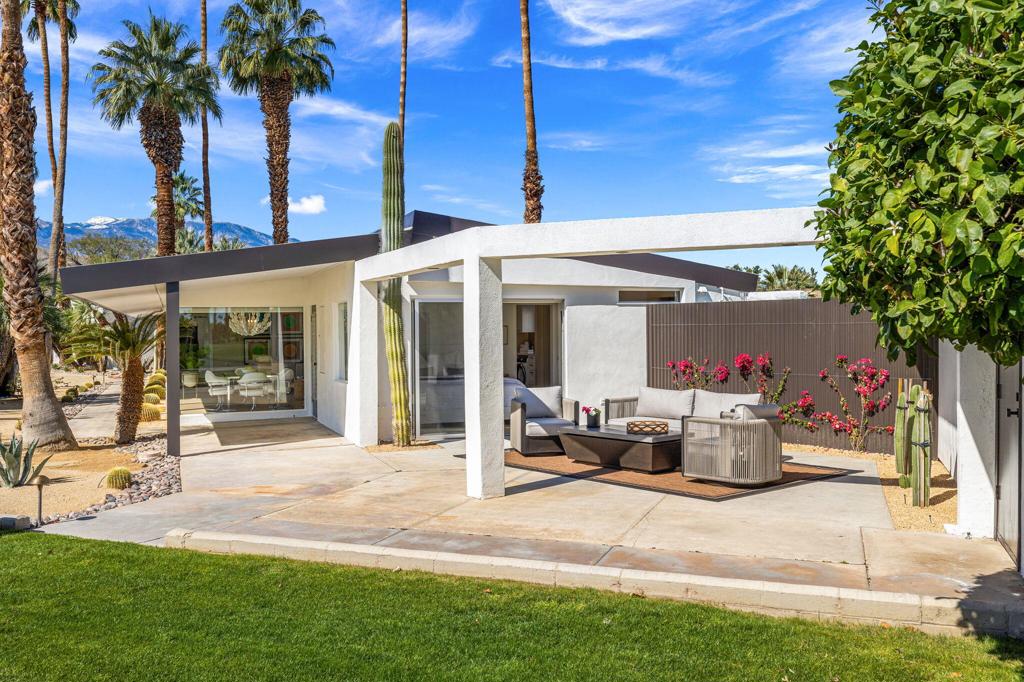 Thunderbird C.C. - Residential