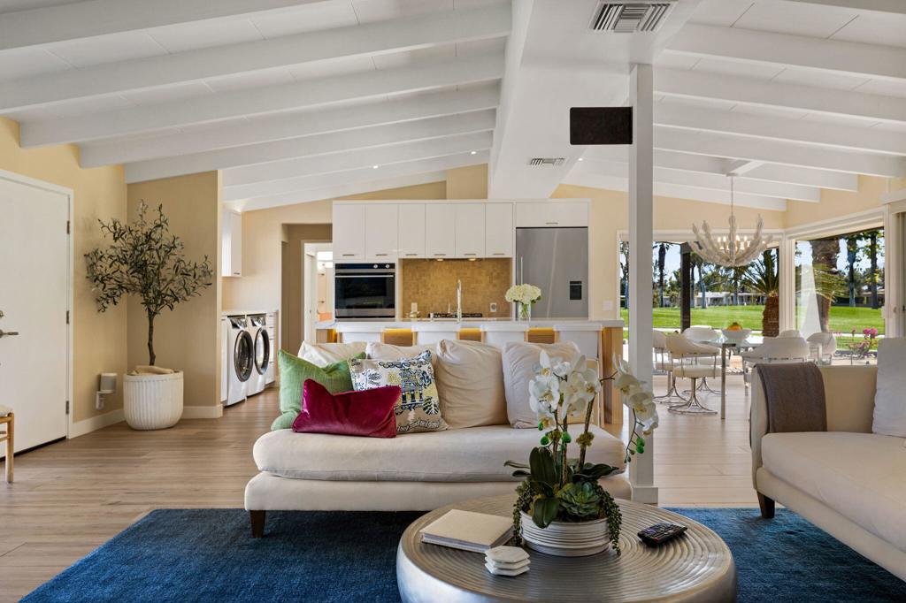 Thunderbird C.C. - Residential