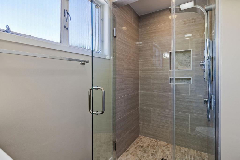 Thunderbird C.C. - Residential