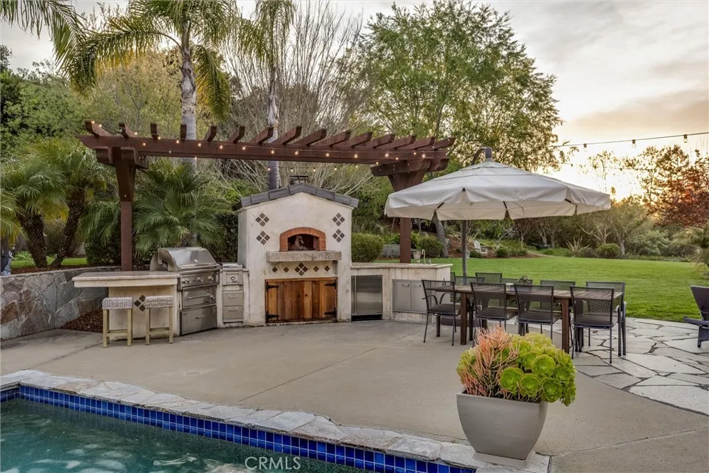 Avila Beach, California 93405, United States, 7 Bedrooms Bedrooms, ,6 BathroomsBathrooms,Residential,Active,169339