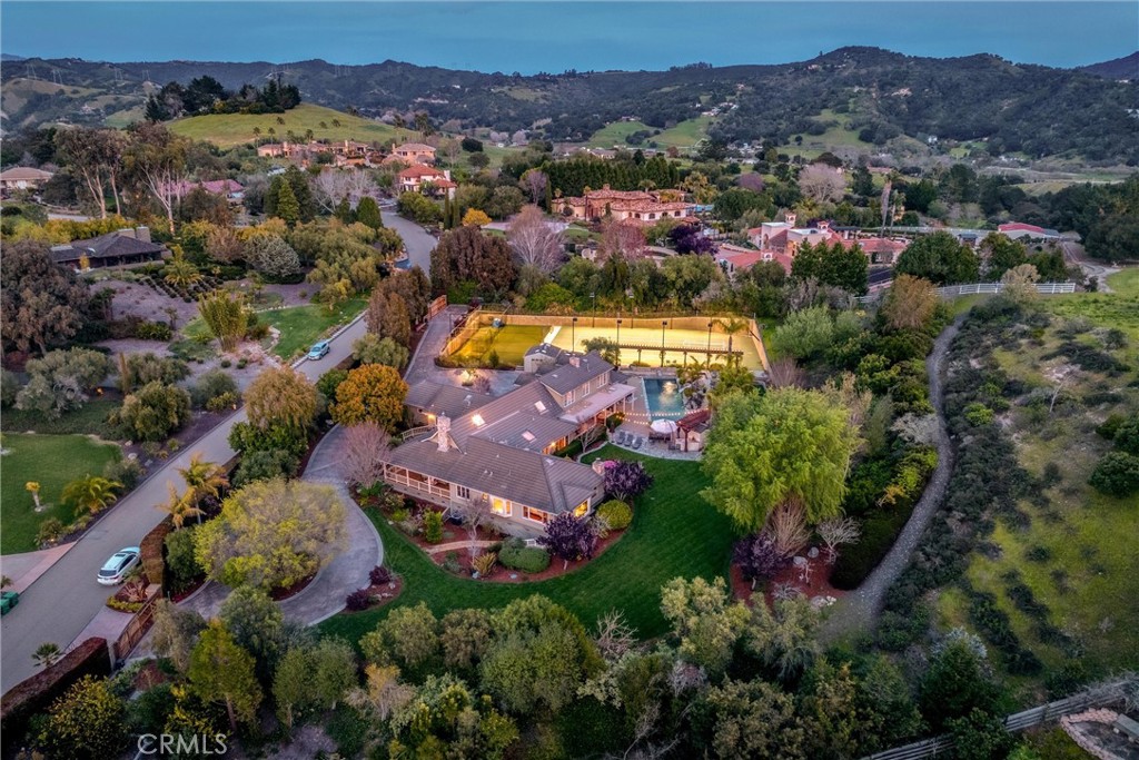 6775 Avila Valley Drive