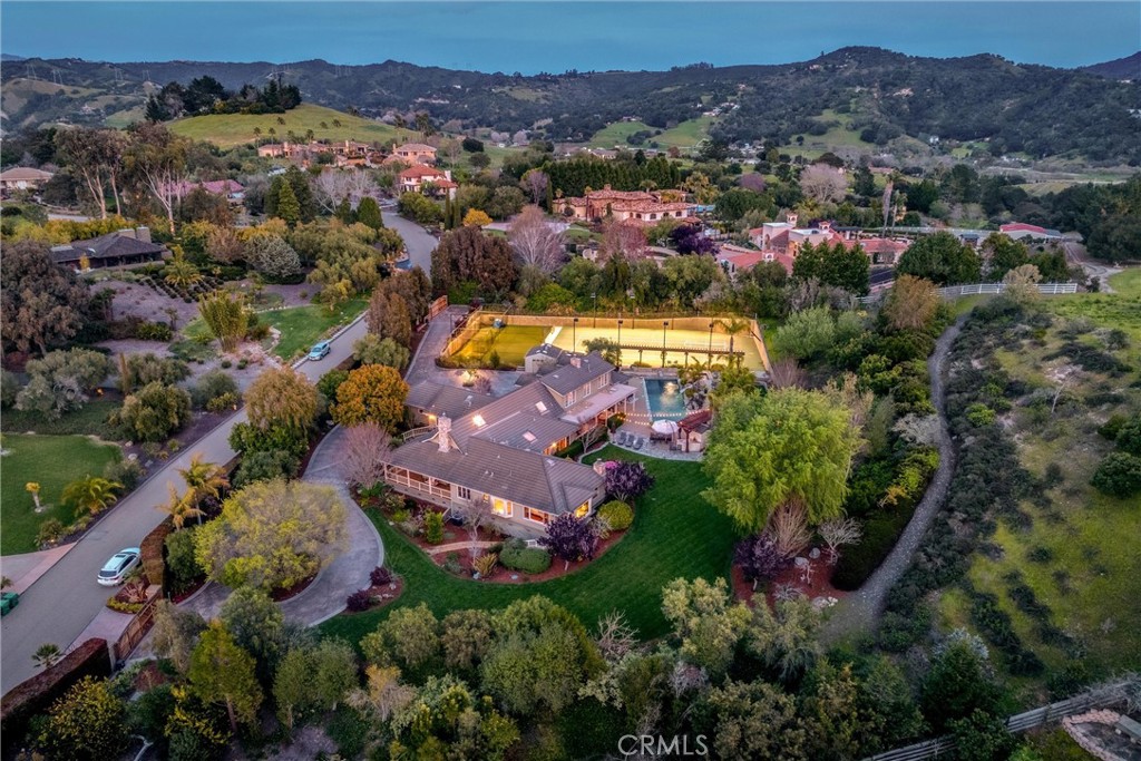 6775 Avila Valley Drive