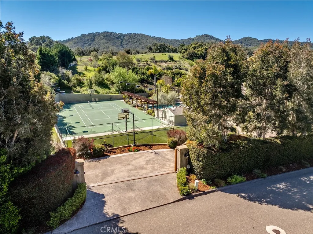 Avila Beach, California 93405, United States, 7 Bedrooms Bedrooms, ,6 BathroomsBathrooms,Residential,Active,169339