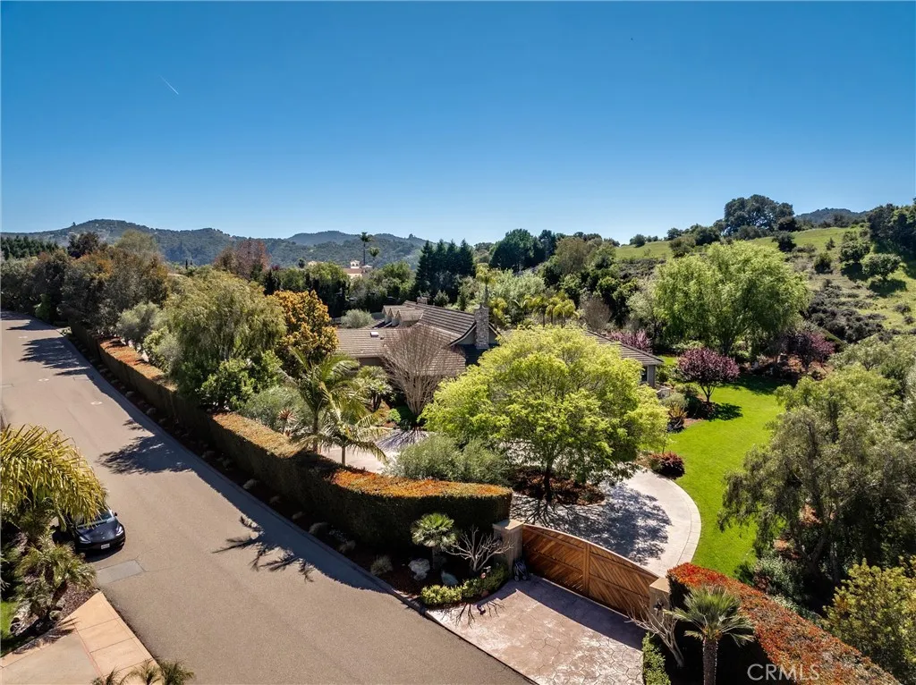 Avila Beach, California 93405, United States, 7 Bedrooms Bedrooms, ,6 BathroomsBathrooms,Residential,Active,169339