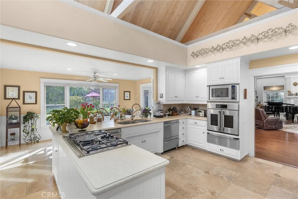 Avila Beach, California 93405, United States, 7 Bedrooms Bedrooms, ,6 BathroomsBathrooms,Residential,Active,169339