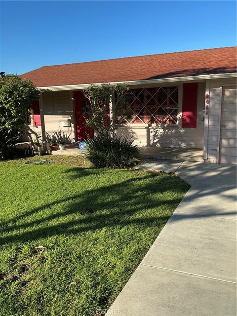 Photo of 841 Virginia Street St, El Segundo, CA 90245 (MLS # SB25243009)
