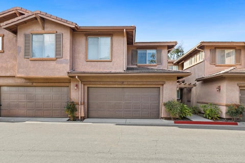 Photo of 27 Iron Bark, Aliso Viejo, CA 92656 (MLS # 219155189DA)