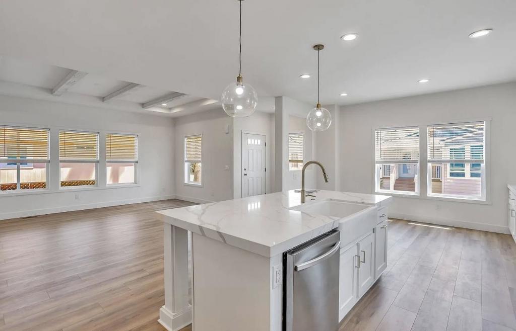 195 Blossom Hill Road 177