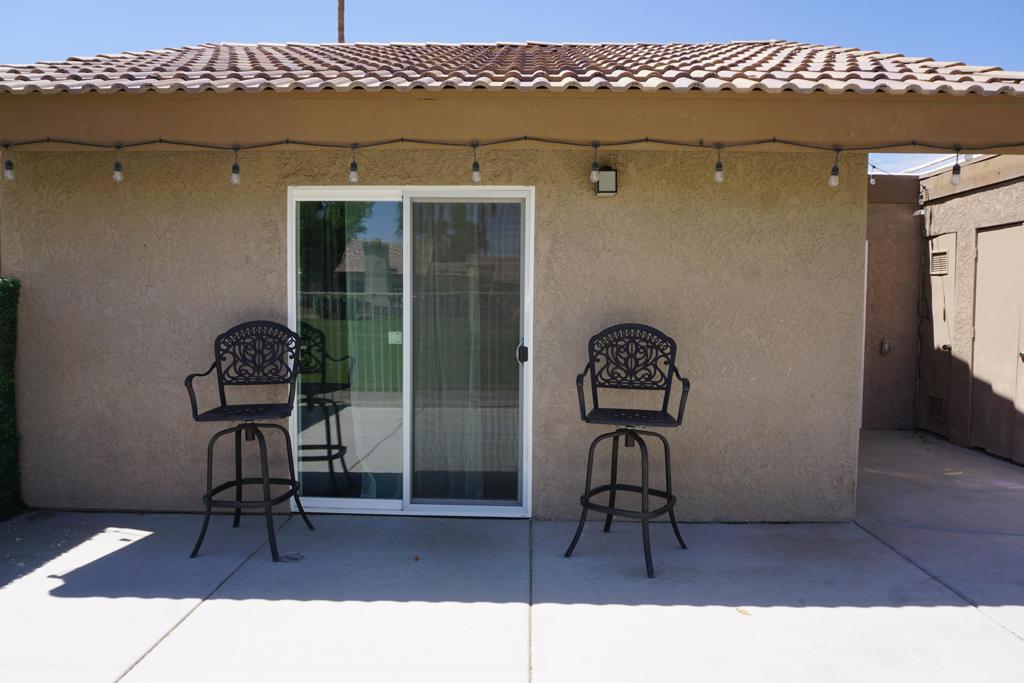Summer Breeze - Residential