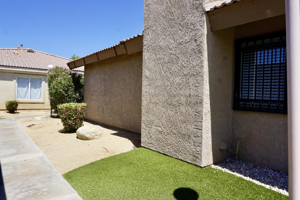 Summer Breeze - Residential