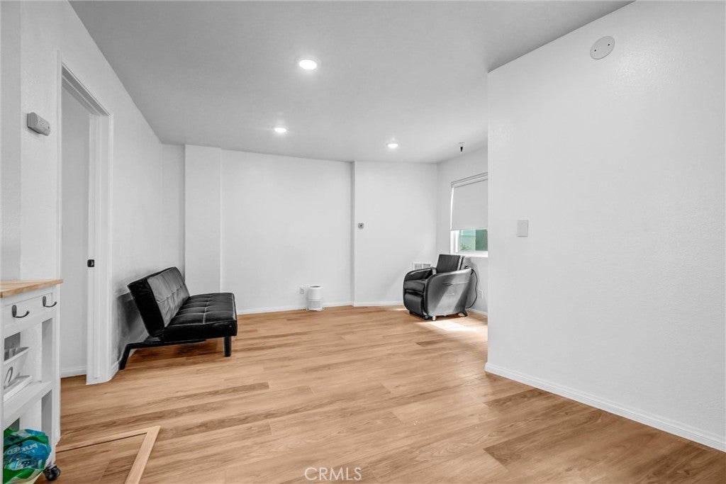 1121 252nd Street 5