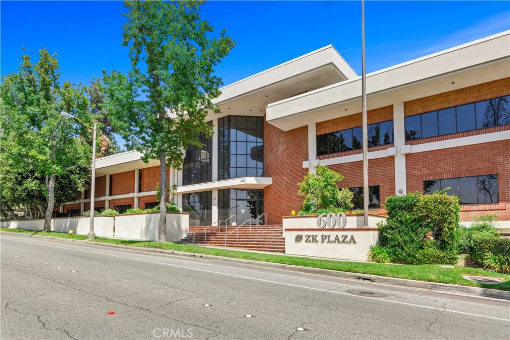 * PROPERTY RECENTLY REMODELED AND RENOVATED
* WELL- DESIGNED FLOOR PLAN THAT INCLUDES A RECEPTION AREA, TWO PRIVATE OFFICES, A CONFERENCE ROOM AND TWO SECTIONS OF WORK STATIONS, AND PRIVATE KITCHEN AREA.
* ABUNDANT NATURAL LIGHT AND PLEASANT VIEW OF THE COURTYARD.
* TWO LEVEL PARKING GARAGE
* CENTRAL KITCHEN EACH LEVEL
* WALKING DISTANCE TO BANKS, RESTAURANTS, FITNESS CENTERS AND GOLD LINE METRO
* EASY ACCESS TO MAJOR FREEWAYS
* GRAND LOBBY & RECEPTIONIST AREA
* ON-SITE MANAGEMENT