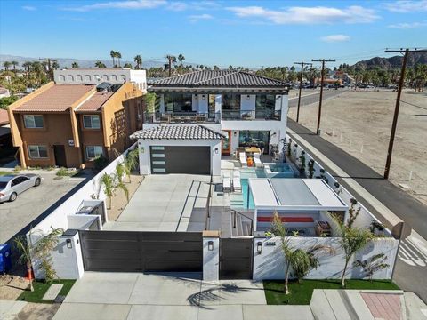 Photo of 51116 Avenida Mendoza, La Quinta, CA 92253 (MLS # 219137974DA)