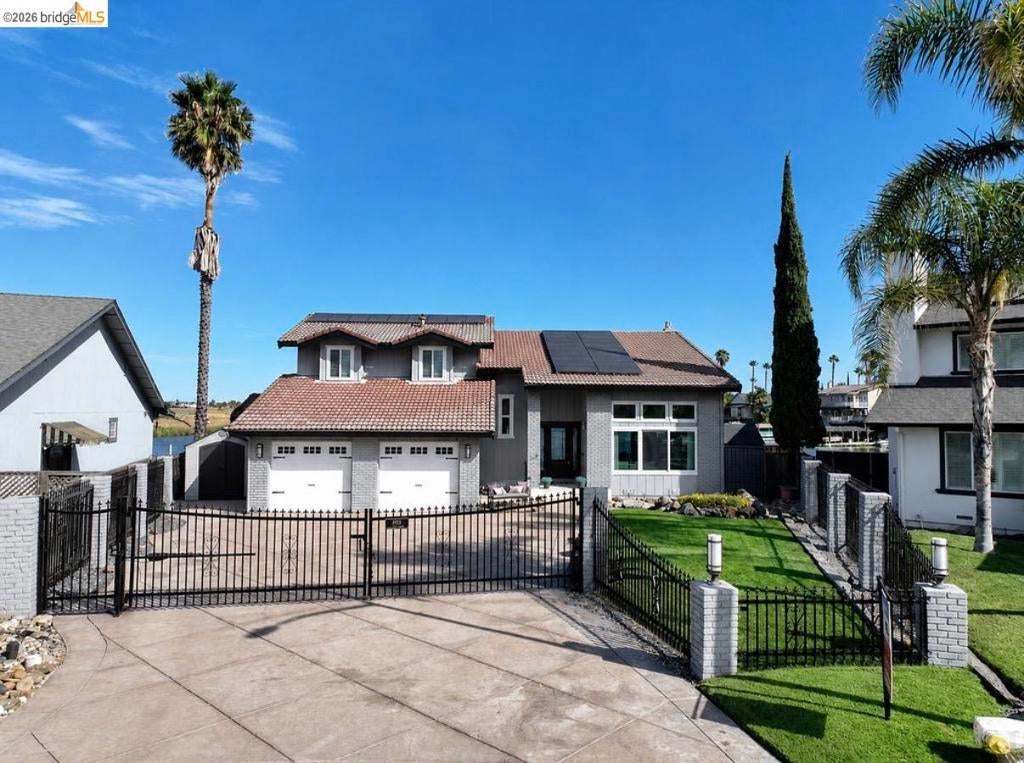 4818 Cabrillo Pt