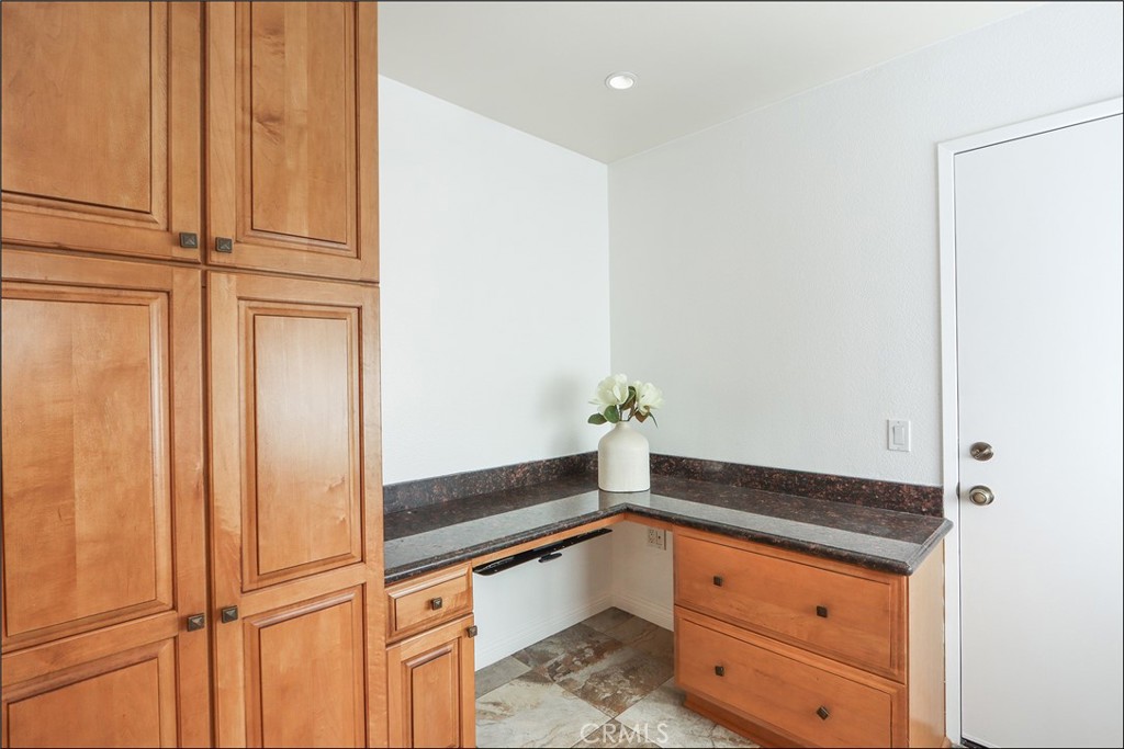 Hillview (HLV) - Residential