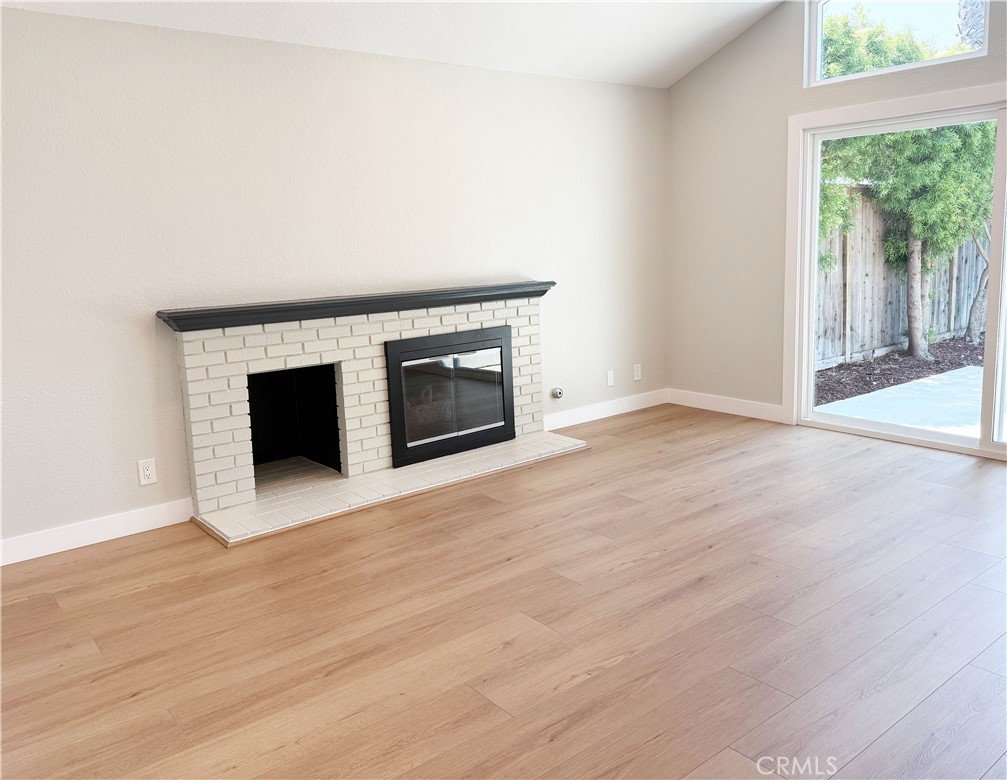 21981 Birchwood