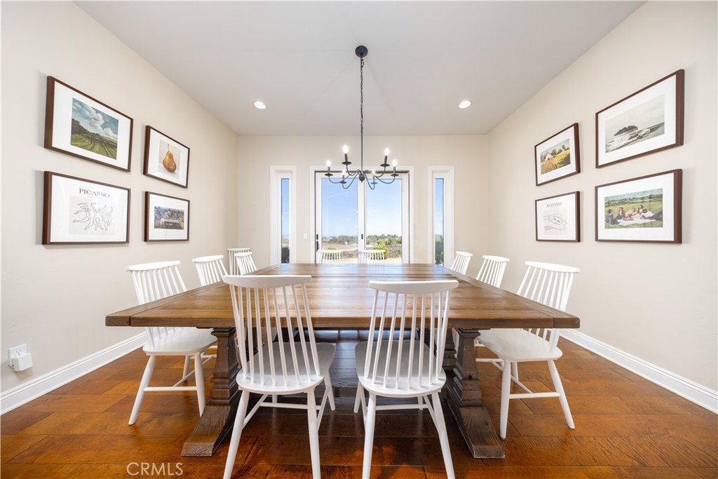 Temecula, California, 92592, United States, 5 Bedrooms Bedrooms, ,4 BathroomsBathrooms,Residential,Active,2025567
