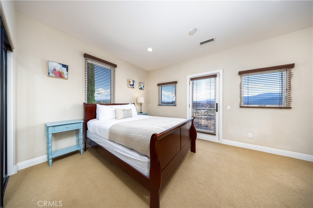 Temecula, California, 92592, United States, 5 Bedrooms Bedrooms, ,4 BathroomsBathrooms,Residential,Active,2025567