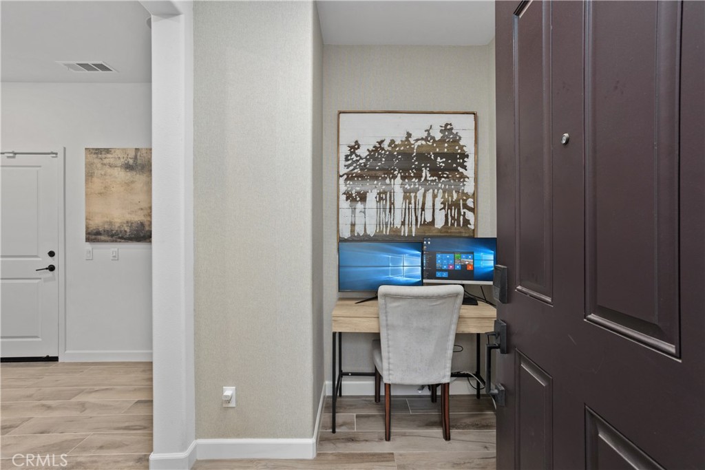 4366 Pacifica Way 7