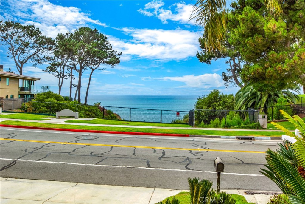 35002 Camino Capistrano
