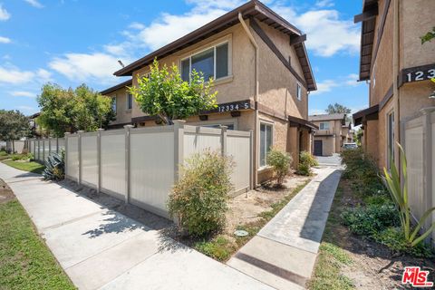 Photo of 12334 Runnymede Street #5, Los Angeles, CA 91605 (MLS # 26857313)