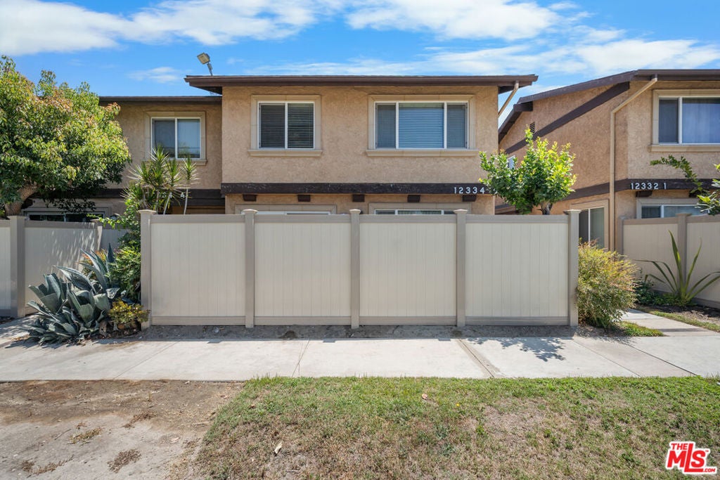 12334 Runnymede Street 5, North Hollywood CA 91605