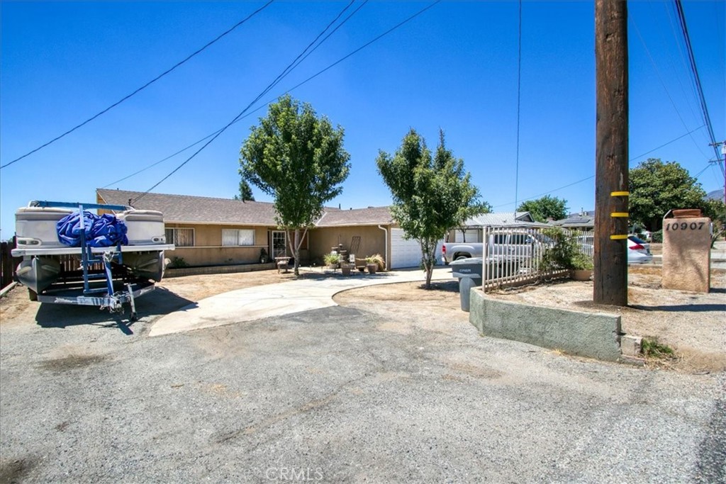 10907 Winesap Avenue