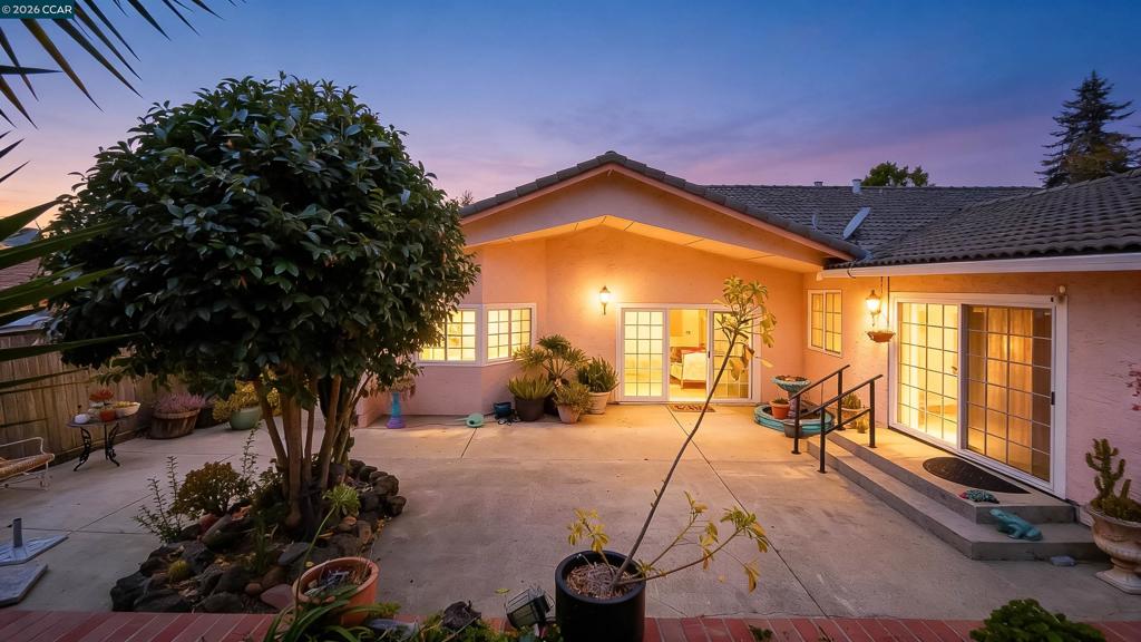 1220 Fascination Cir CIR, Richmond CA 94803