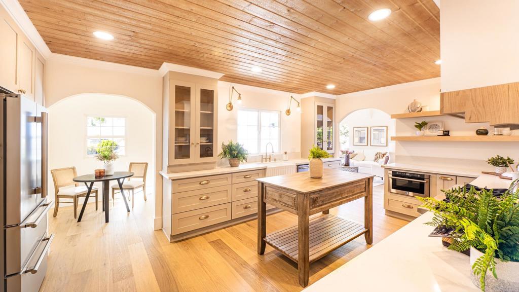 3951 Atascadero Drive